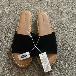 Old Navy slip on platform sandals